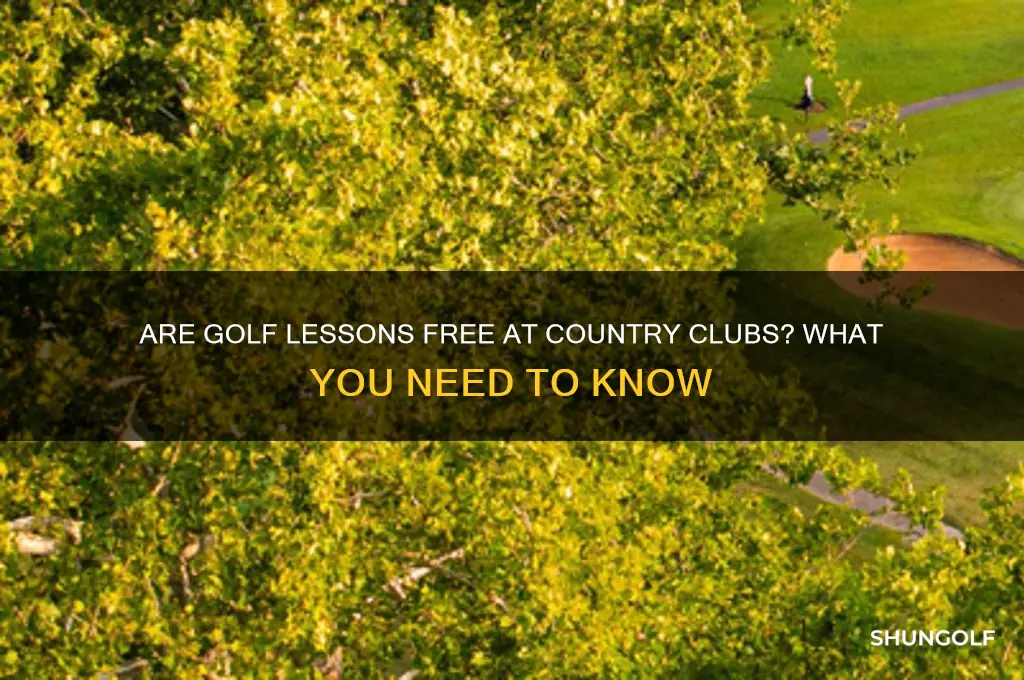 are golf lessons free at a country club