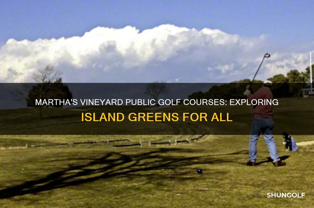 are there public golf courses on martha
