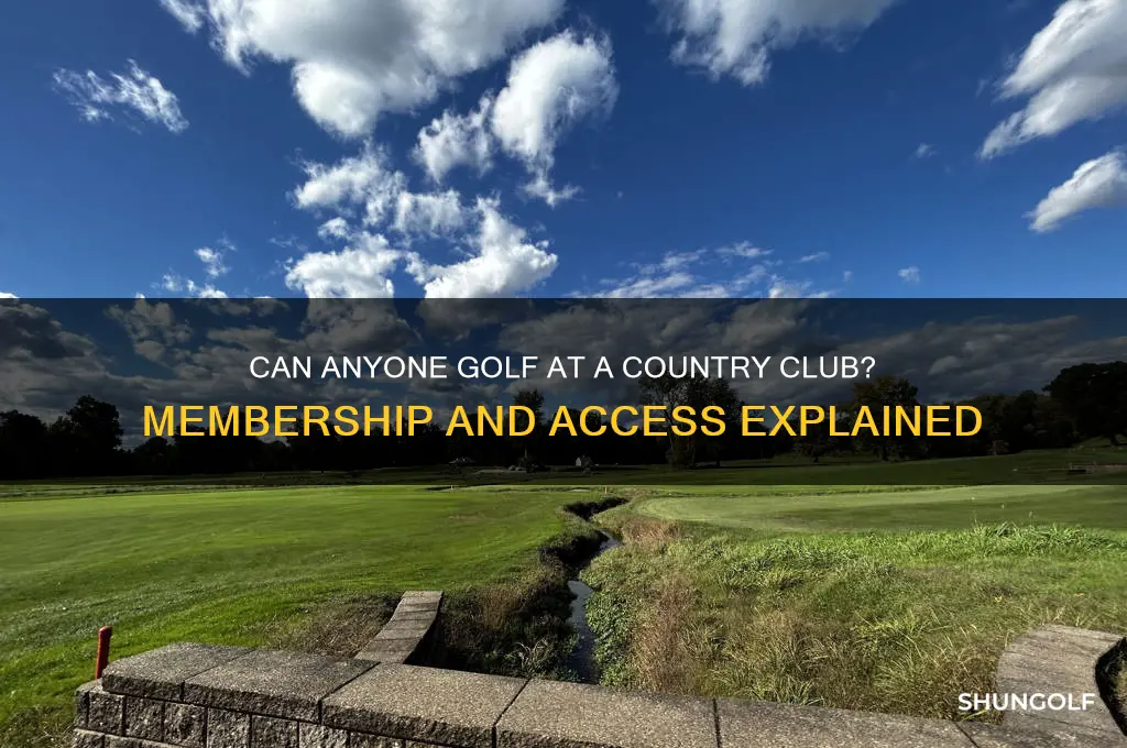 can anyone golf at a country club