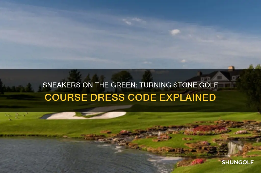 can i wear sneaker at turning stone golf courses