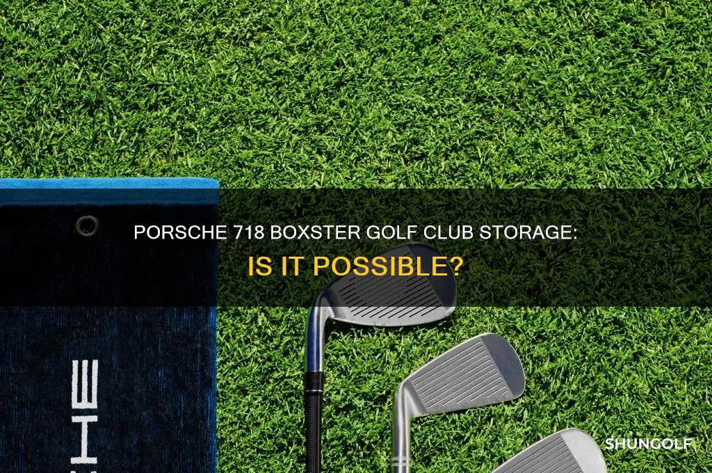 can porsche 718 boxter hold golf clubs