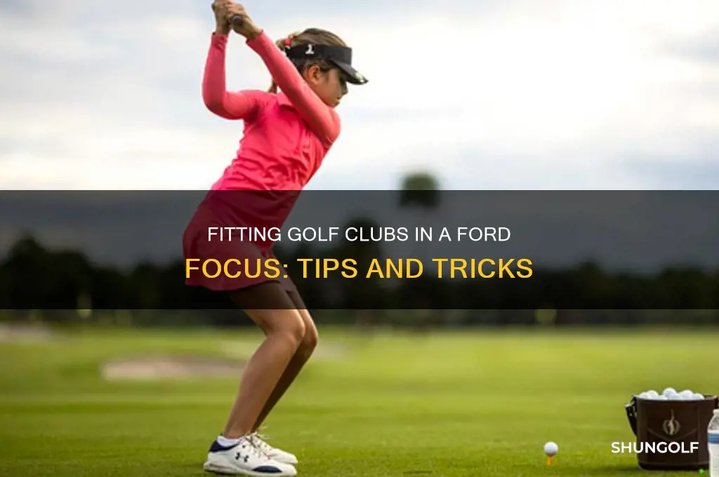 can you fit golf clubs in a ford focus