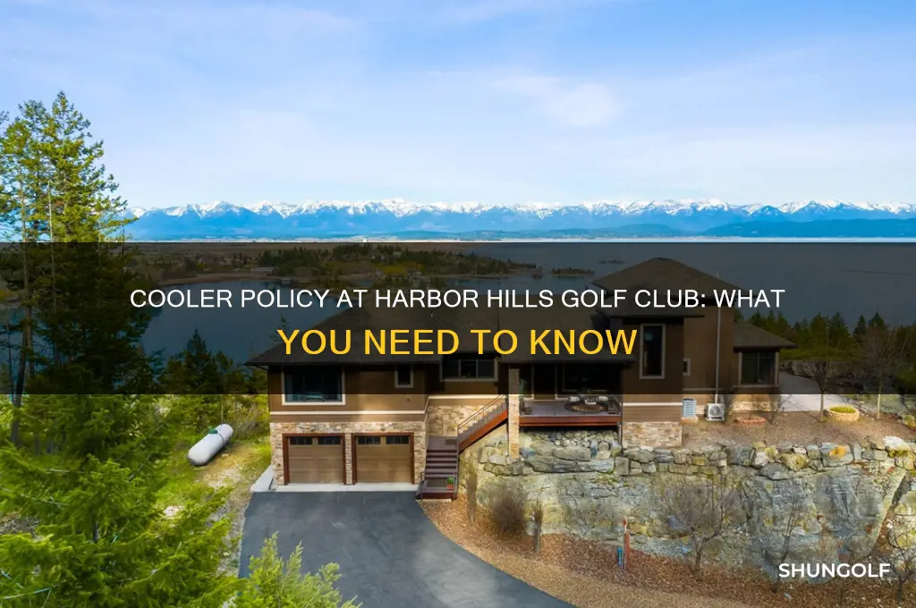 can you take a cooler to harbor hills golf club