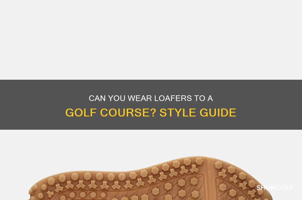 can you wear loafers to a golf course