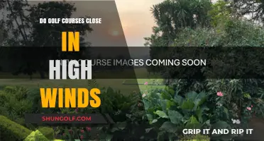 Golf Courses and High Winds: When Do They Close?