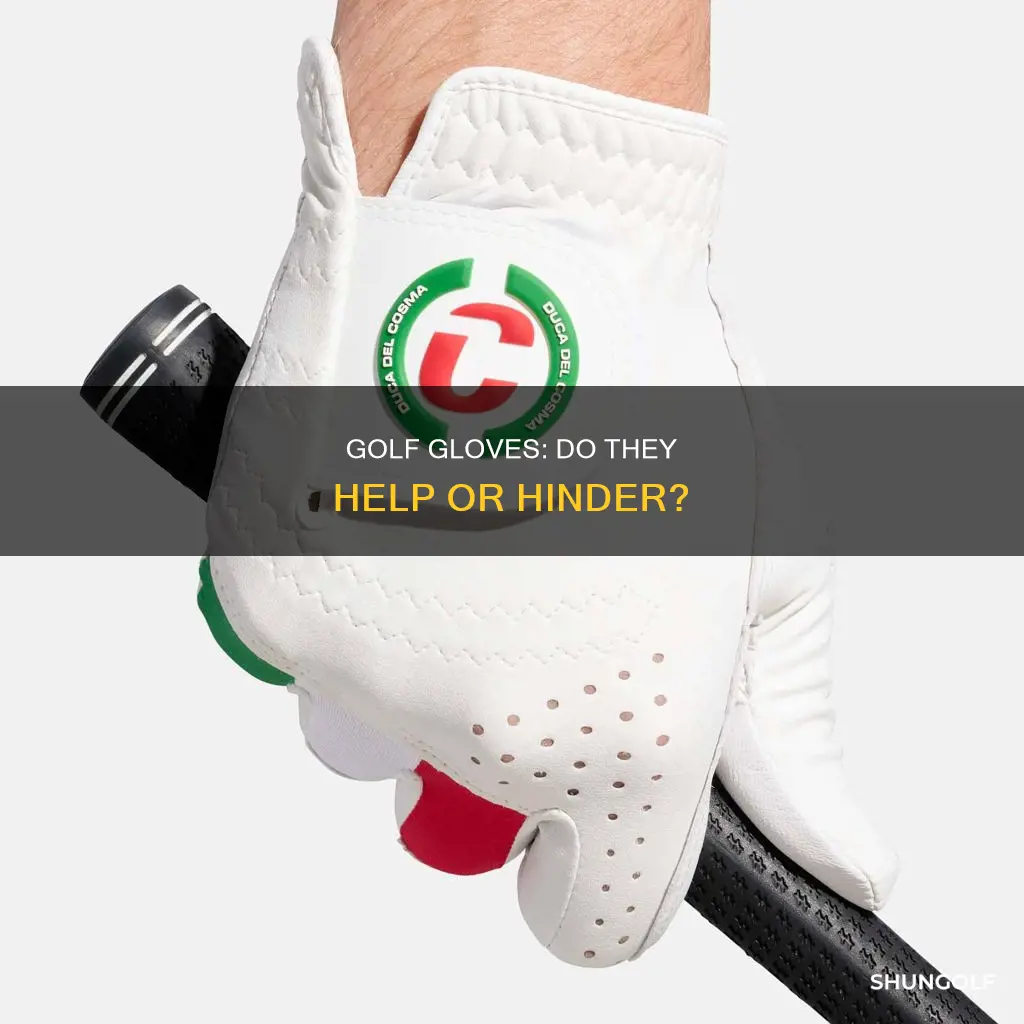 do golf gloves help