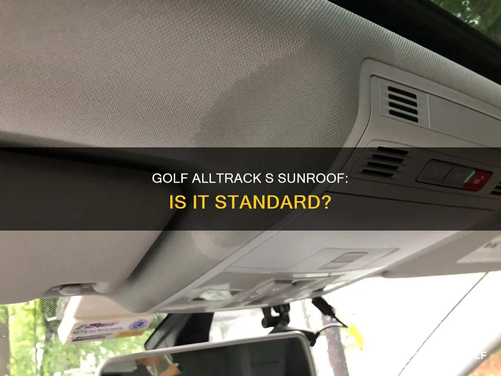 does golf alltrack s have sunroof