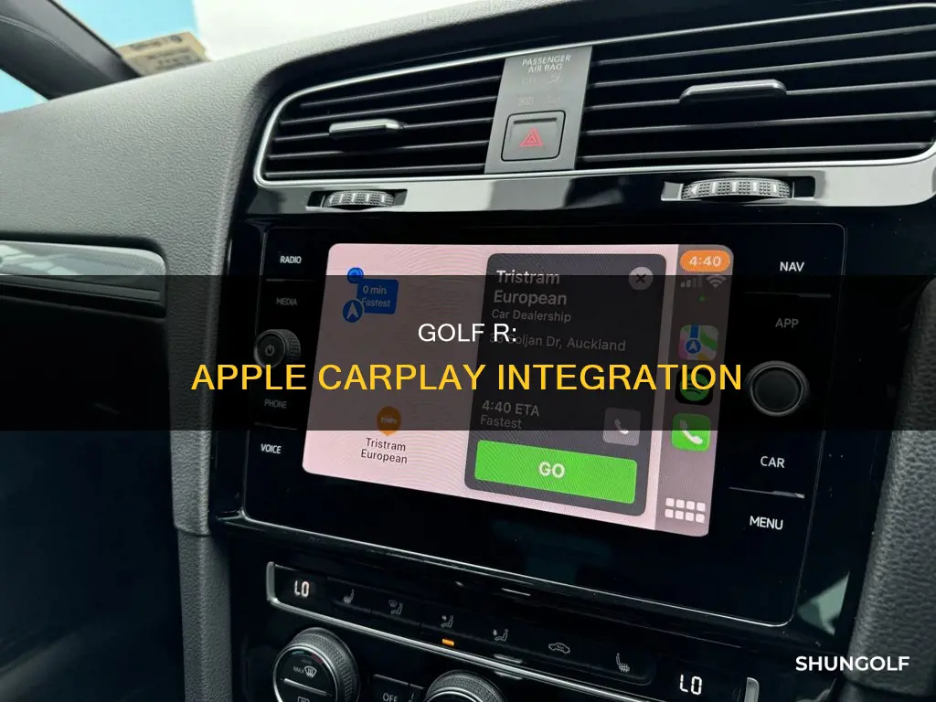 does golf r have apple carplay