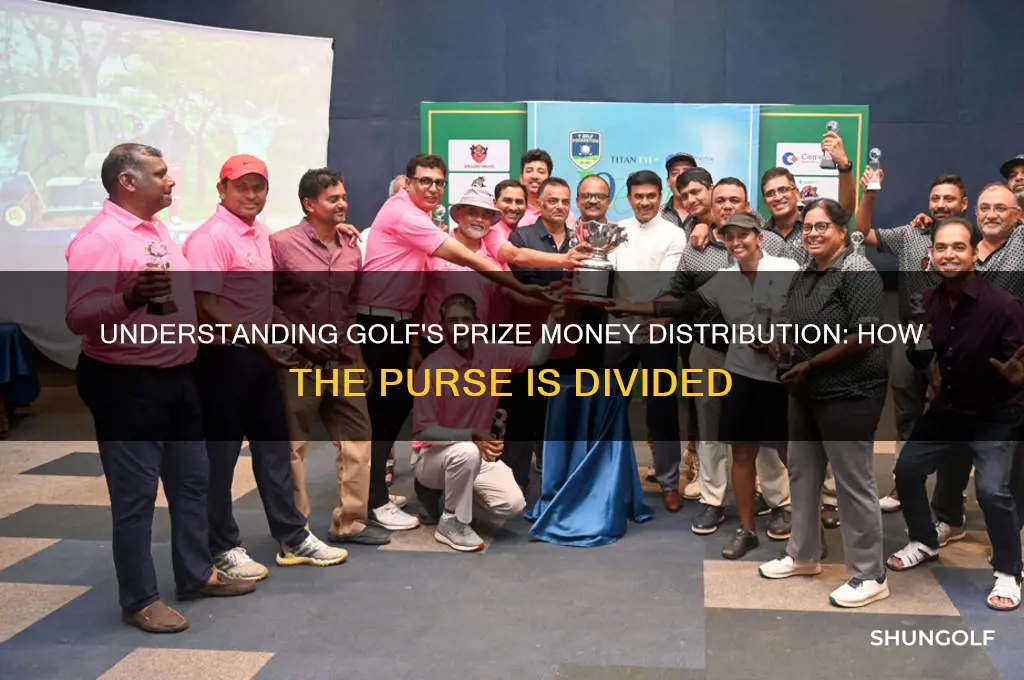 how do they divide the purse in golf