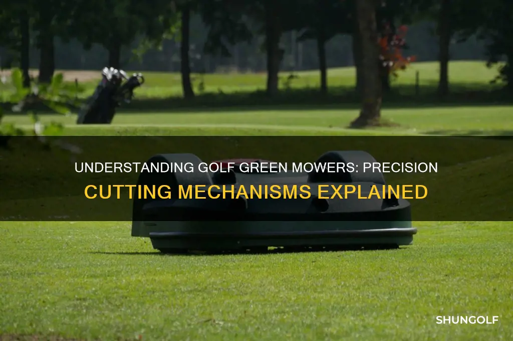 how does a golf green mower work