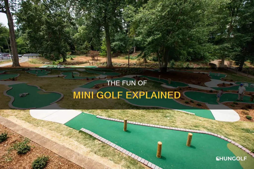 how does mini golf work