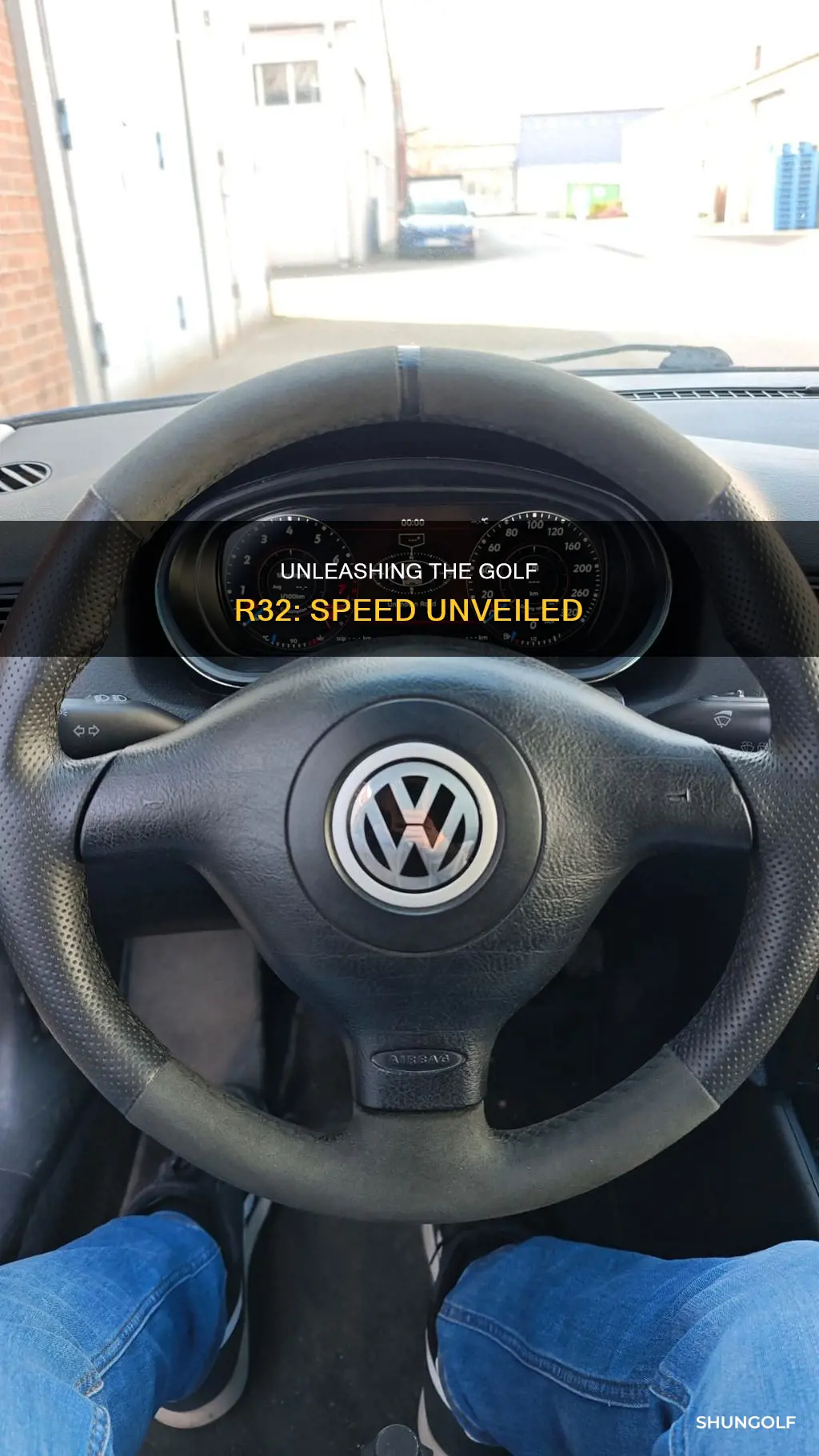 how fast is a golf r32