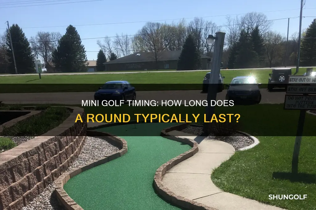 how long does a round of mini golf take