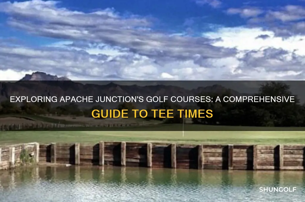how many golf courses apache junction