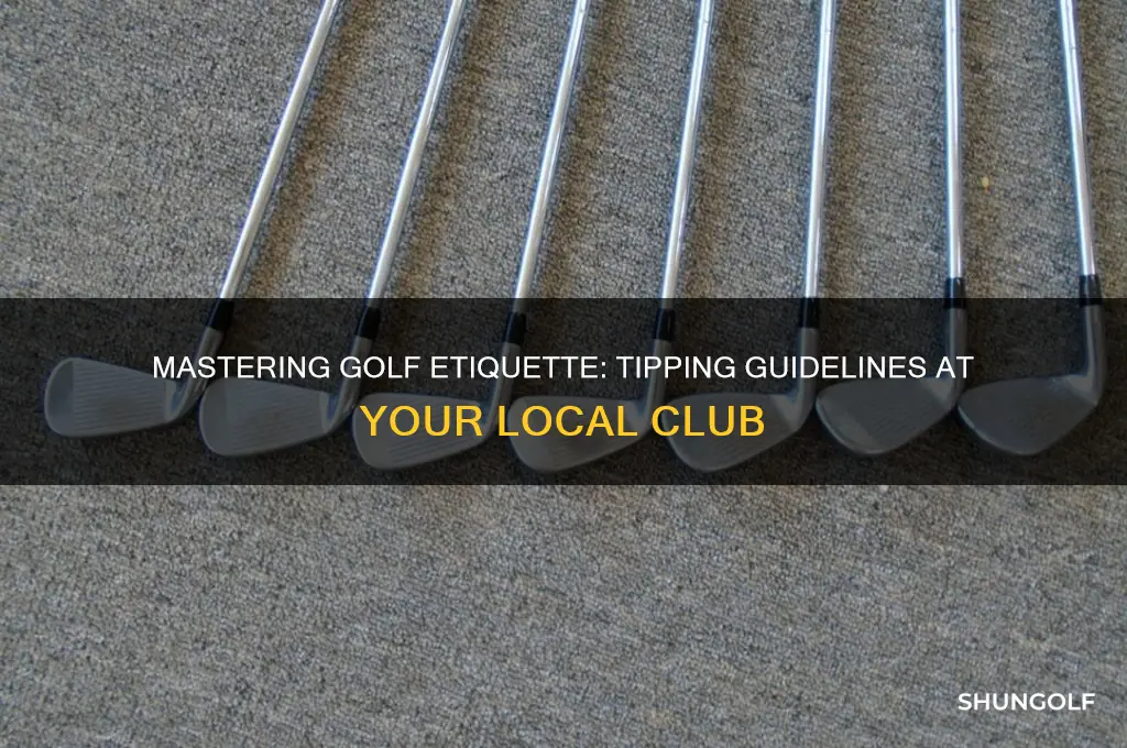 how much to tip at golf club