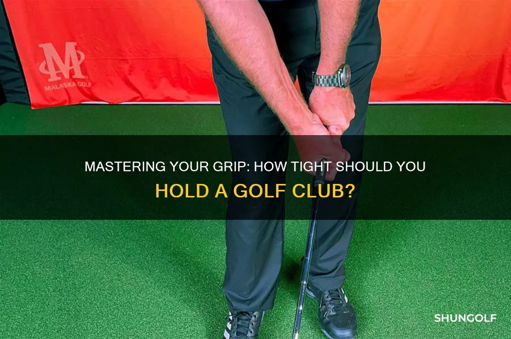 how tight to hold a golf club