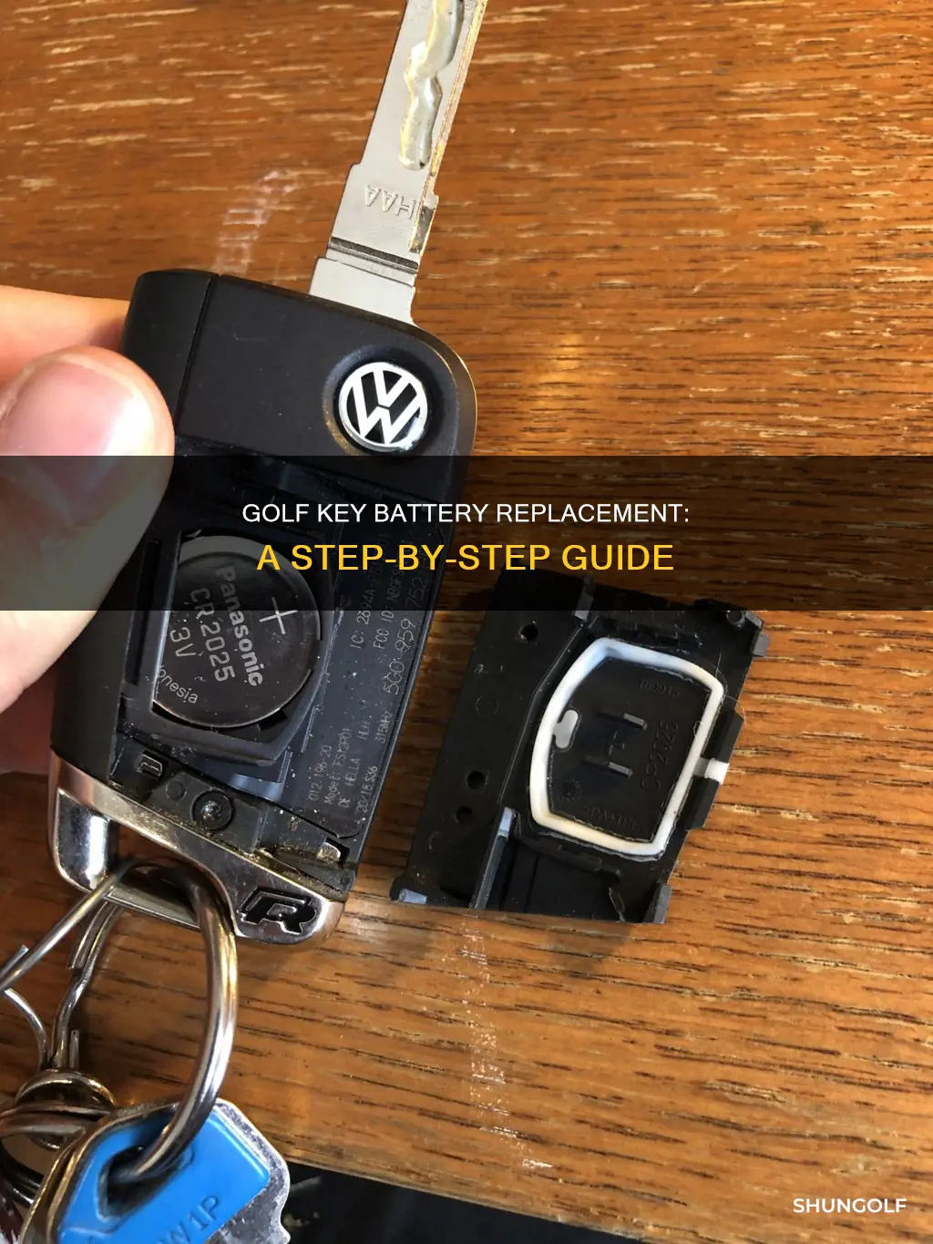 how to change golf key battery