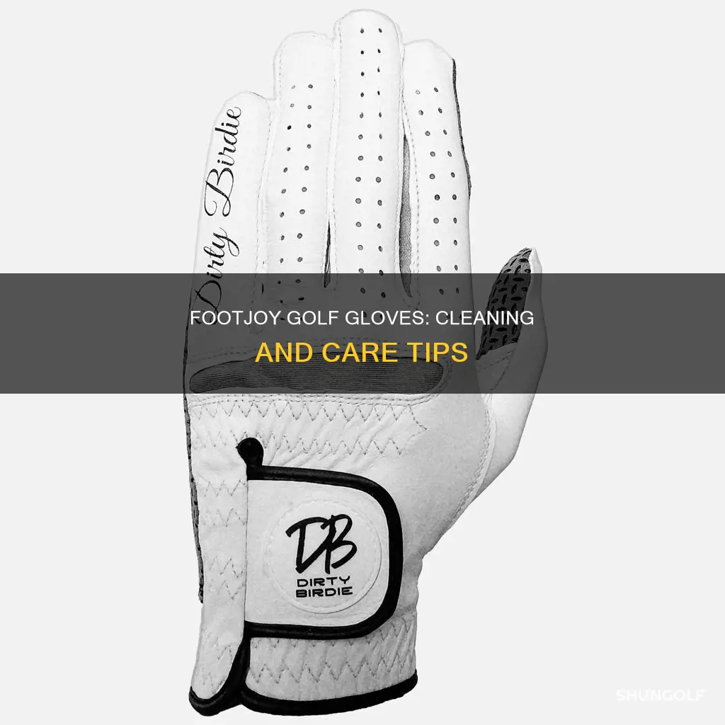 how to clean footjoy golf gloves