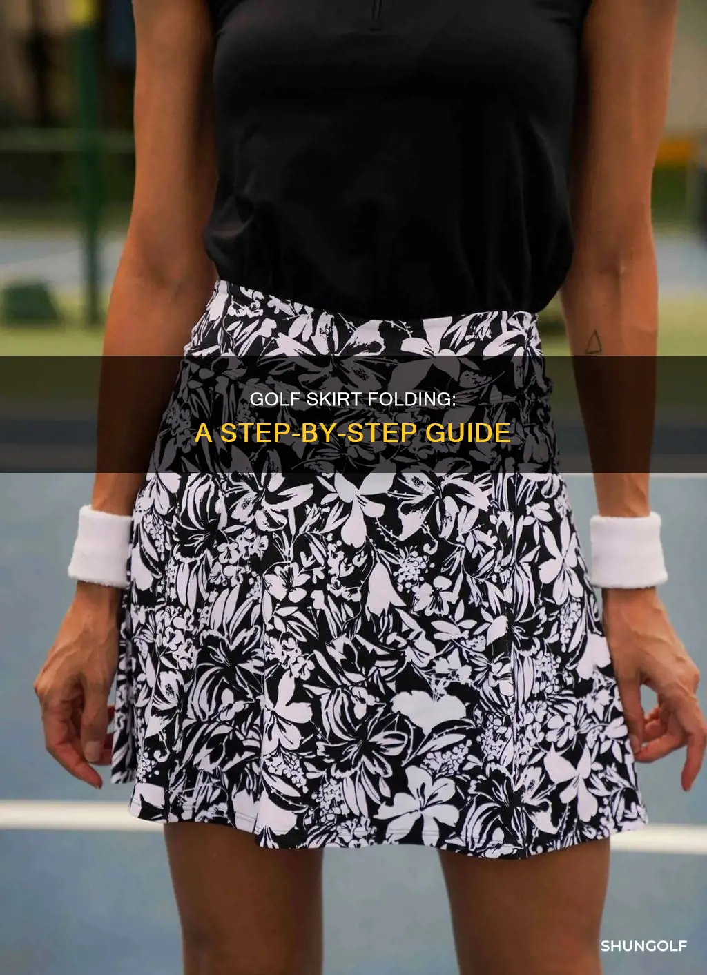 how to fold golf skirt