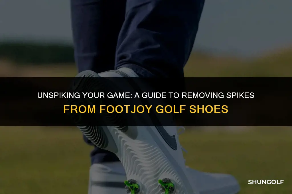 how to get spikes out of footjoy golf shoes