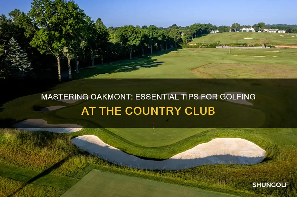 how to golf at oakmont country club