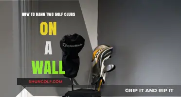 Creative Wall Mounting: Displaying Two Golf Clubs with Style