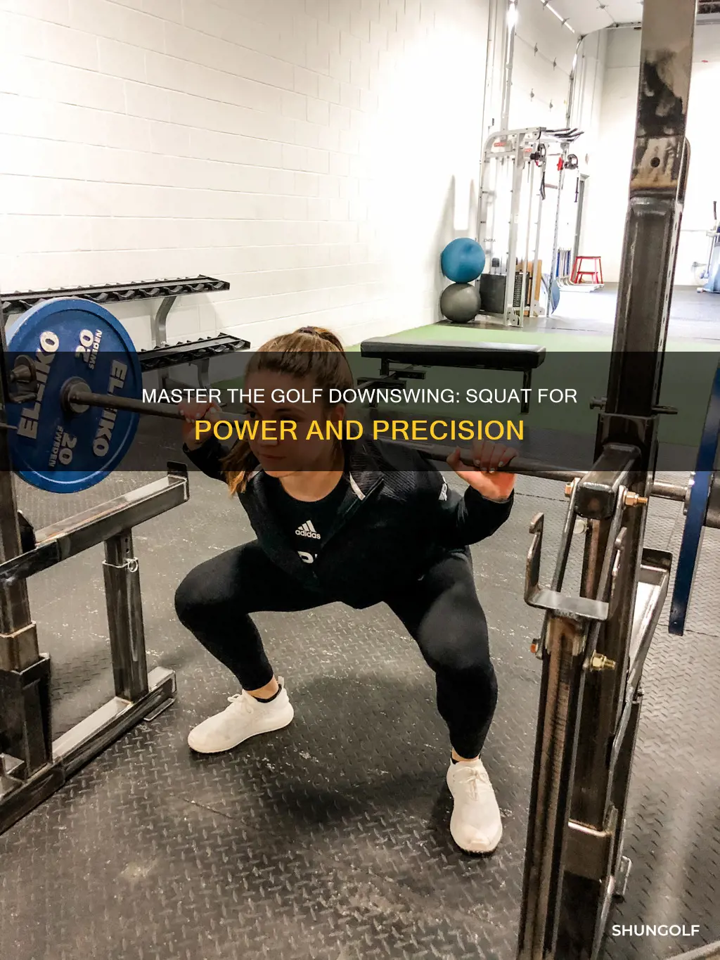 how to squat in golf downswing