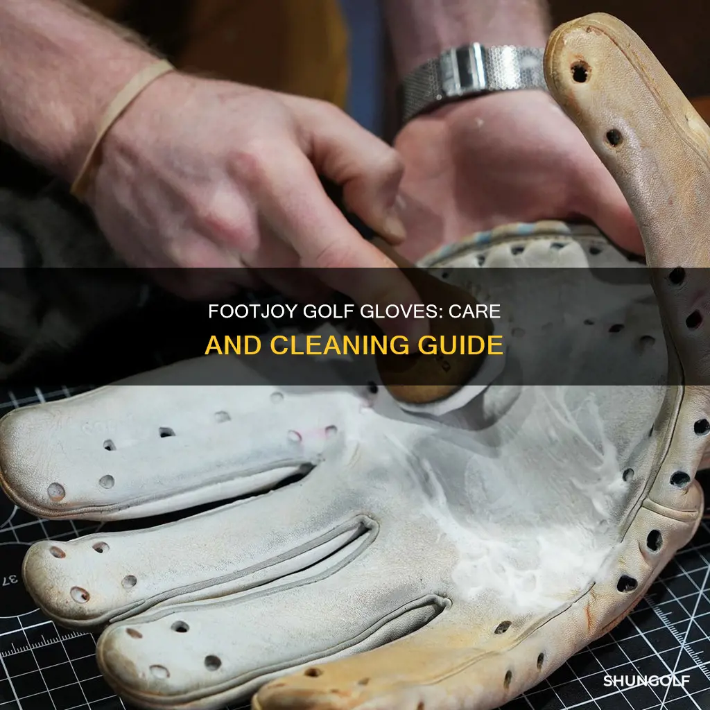 how to wash footjoy golf gloves