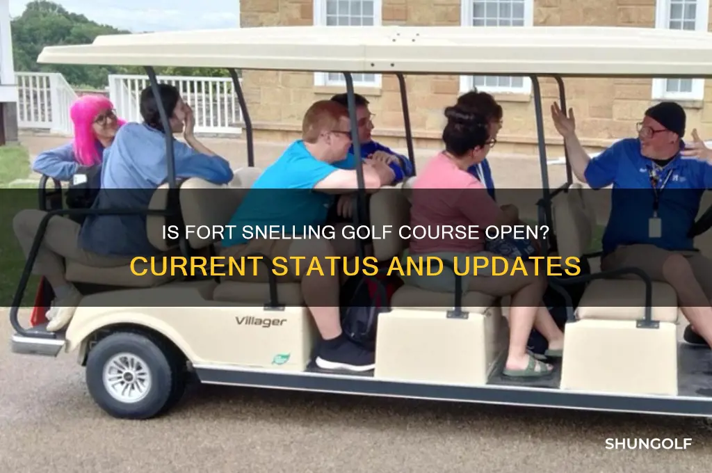 is fort snelling golf course open