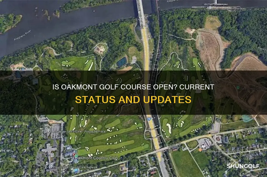 is oakmont golf course open
