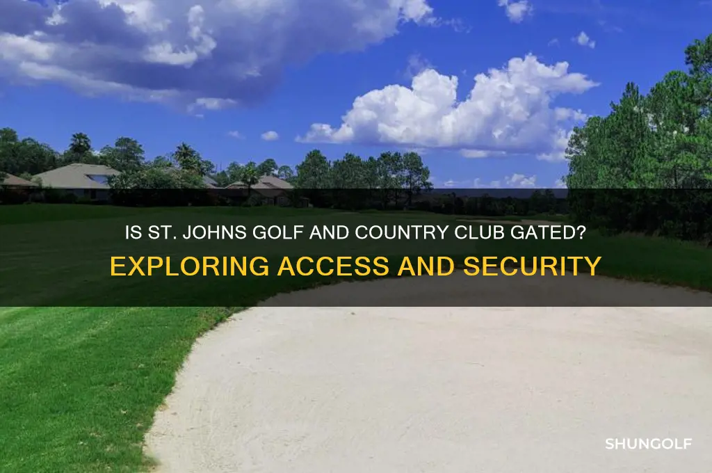 is st johns golf and country club gated