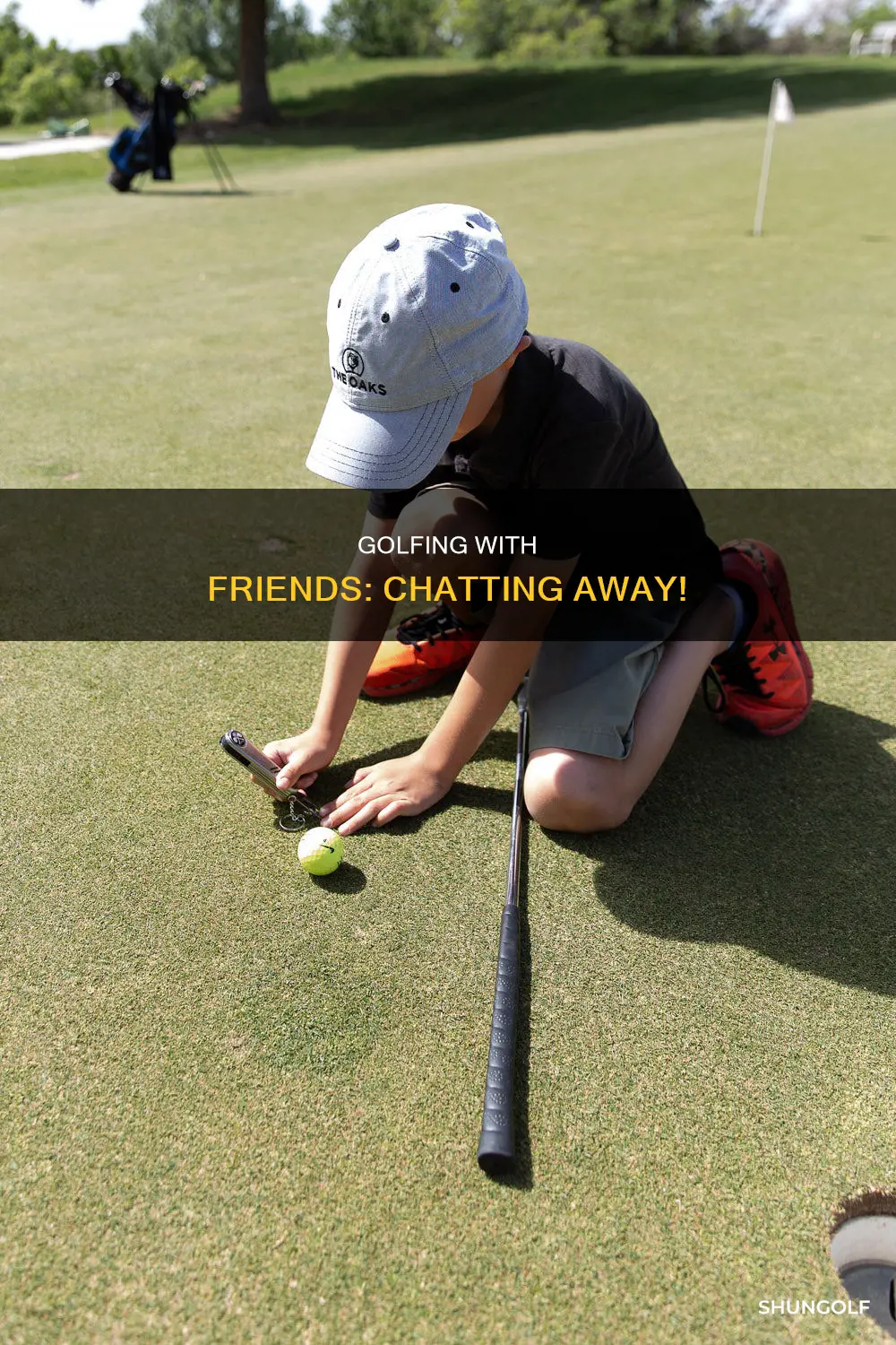 is there chatting golf wiht frienxs