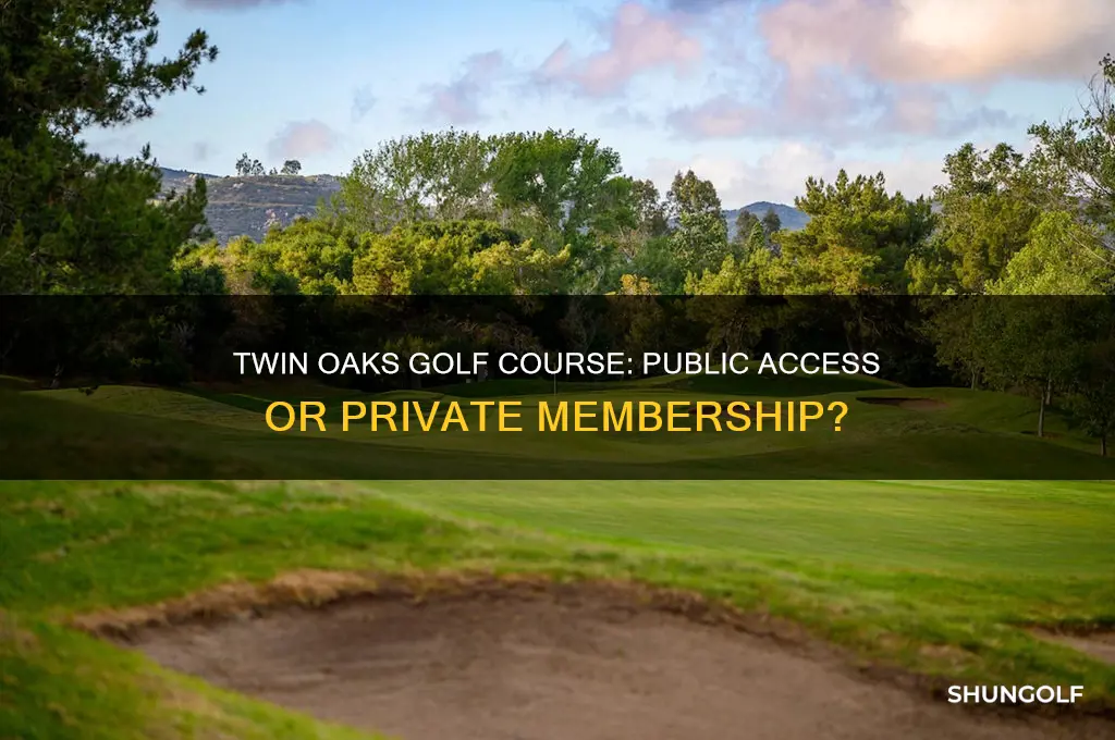 is twin oaks golf course public or private