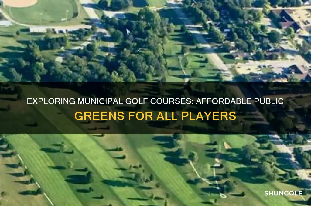 what is a municipal golf course