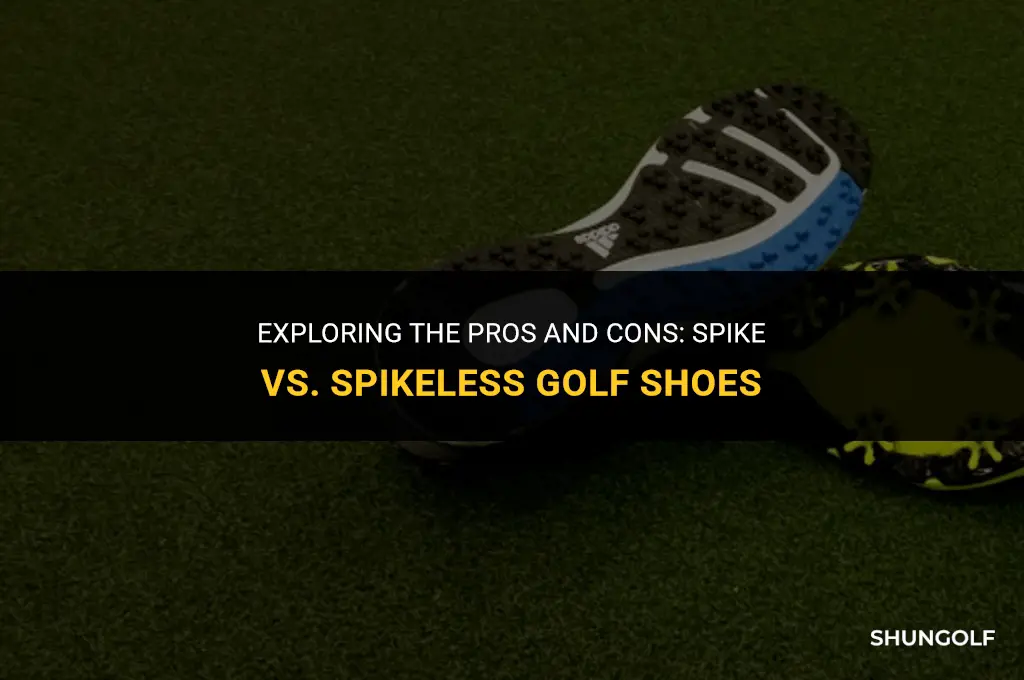 what is the difference between spike and spikeless golf shoes