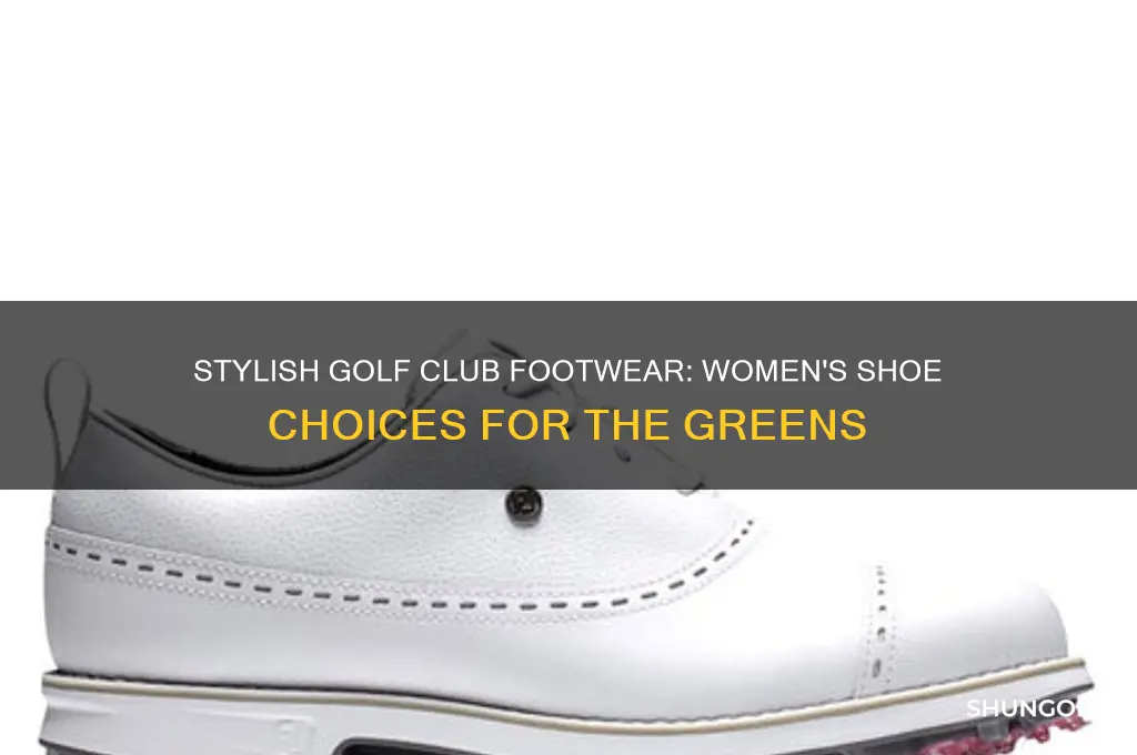 what shoes do women wear to a golf club
