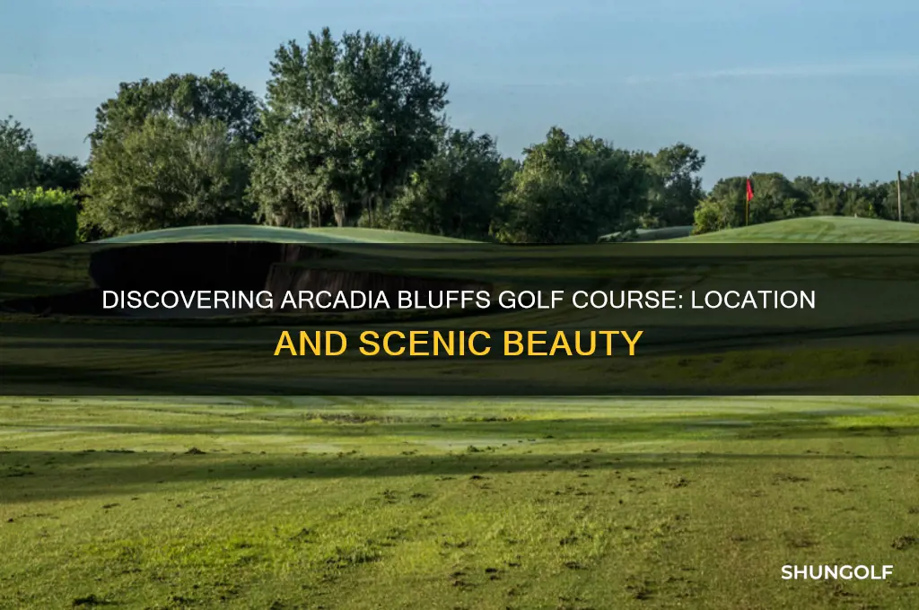 where is arcadia bluffs golf course
