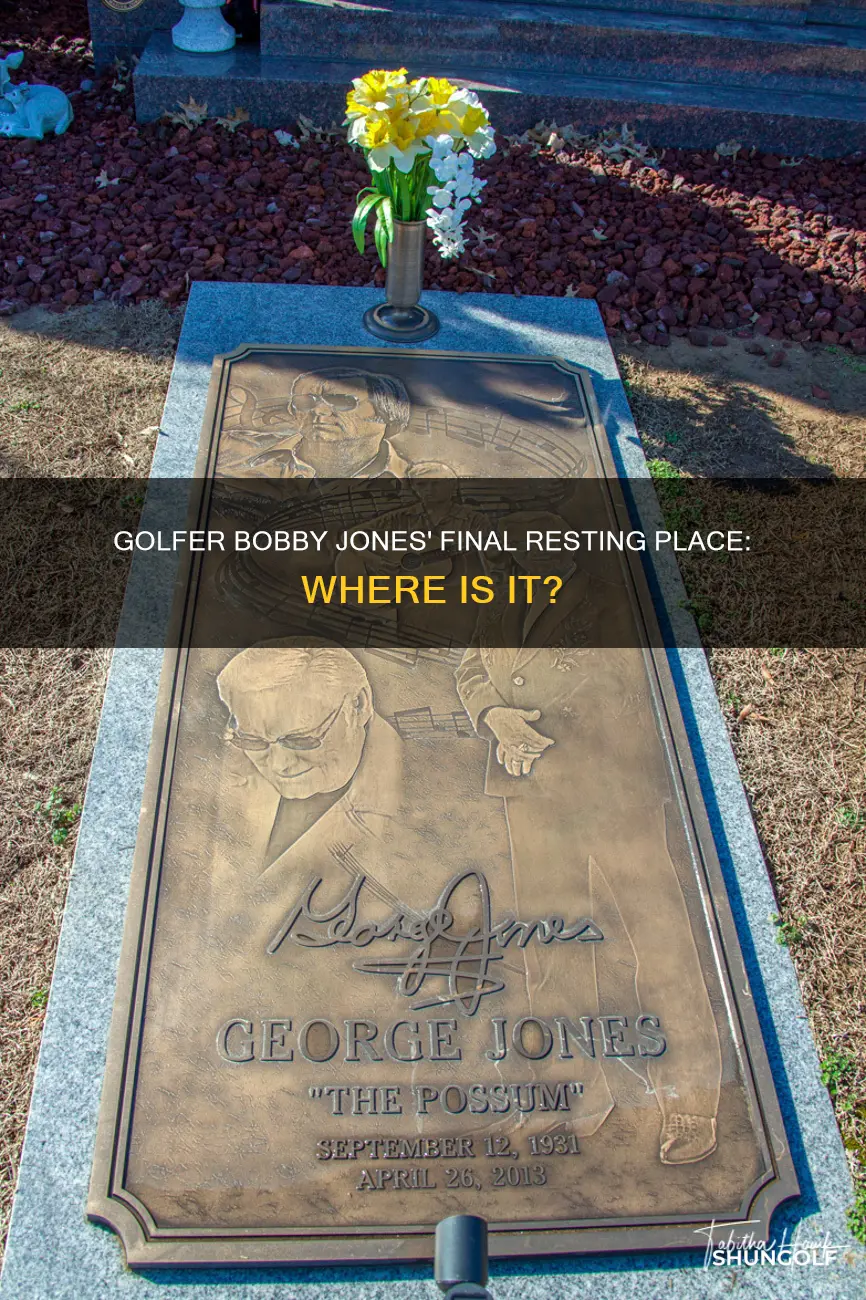 where is golfer bobby jones buried
