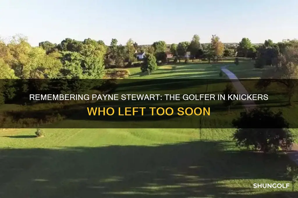 who was the golfer who recentlydied who wore knickers