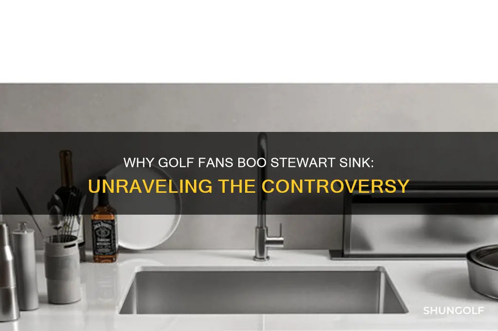 why do golf fans boo stewart sink